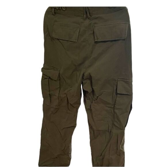 Good American Desert Mid-Rise Cargo Trouser Envygree001 - Picture 3 of 4